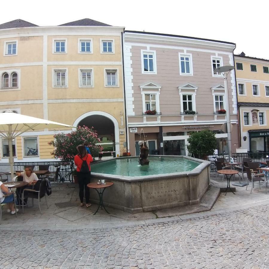 Marktplatz Traunsee Lake View กมุนเดน ภายนอก รูปภาพ