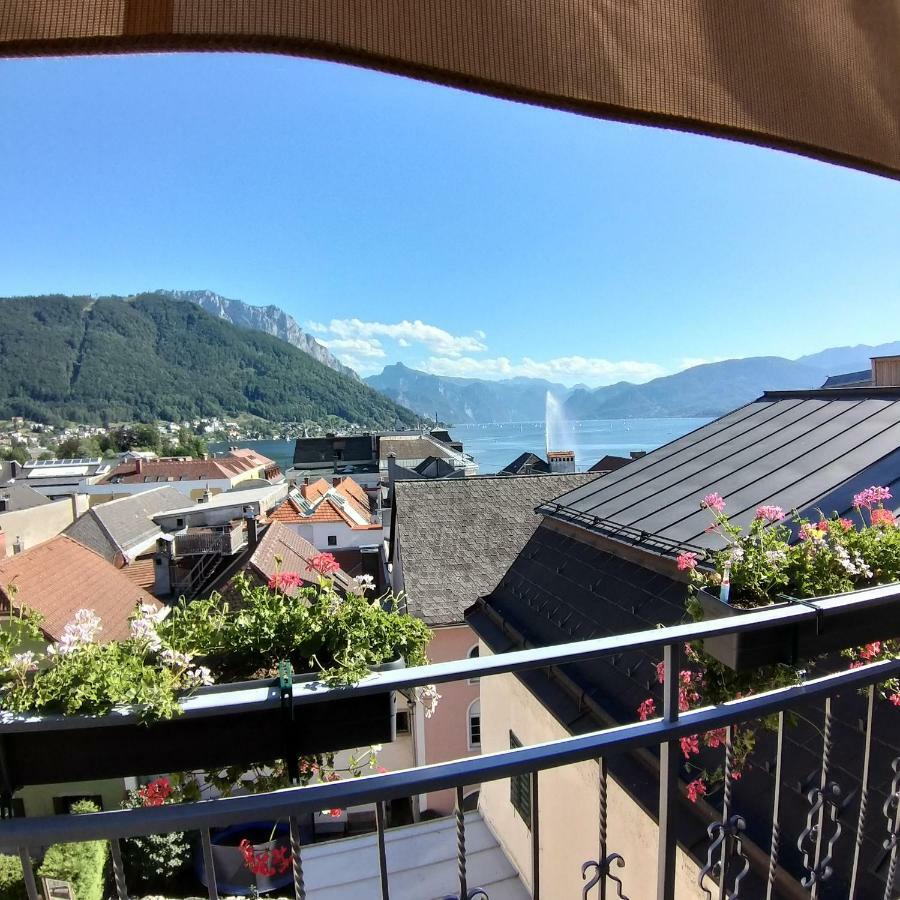 Marktplatz Traunsee Lake View กมุนเดน ภายนอก รูปภาพ